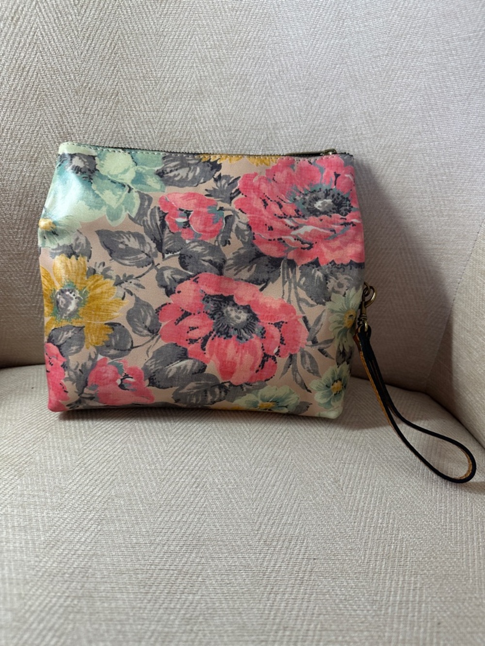 Patricia Nash Pink & Mint Floral Fold-Over Wristlet - Picture 9 of 10